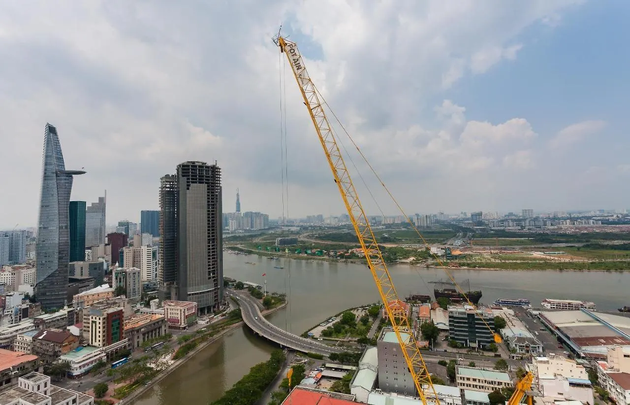 Apartment Luxury Gold Apartment: Royal 86 Ho Chi Minh City Vietnam