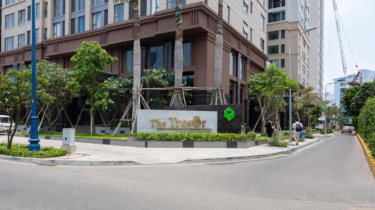 Apartment Luxury Gold Apartment: Royal 86 Ho Chi Minh City